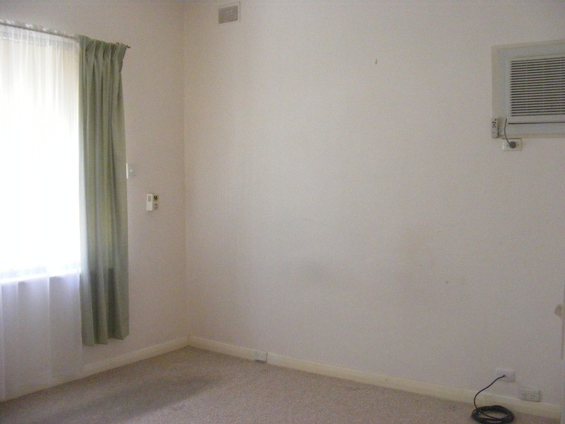 16 Windemere Avenue, Clapham SA 5062