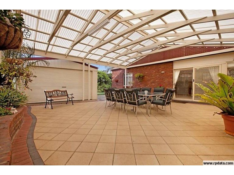 35 Maidencombe Drive, Moana SA 5169