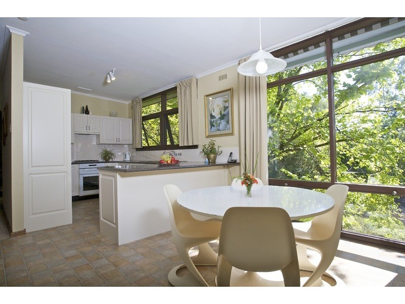 18 Greenwood Crescent, Glenalta SA 5052