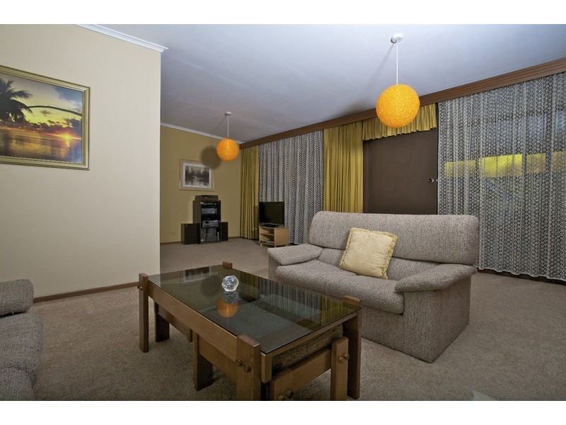 18 Greenwood Crescent, Glenalta SA 5052