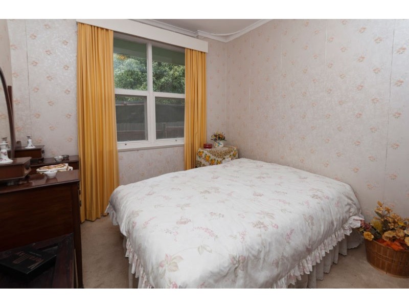 6 Woodlark Grove, Glenalta SA 5052