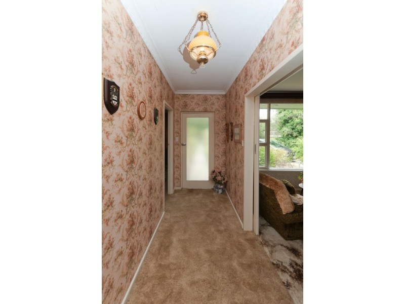 6 Woodlark Grove, Glenalta SA 5052