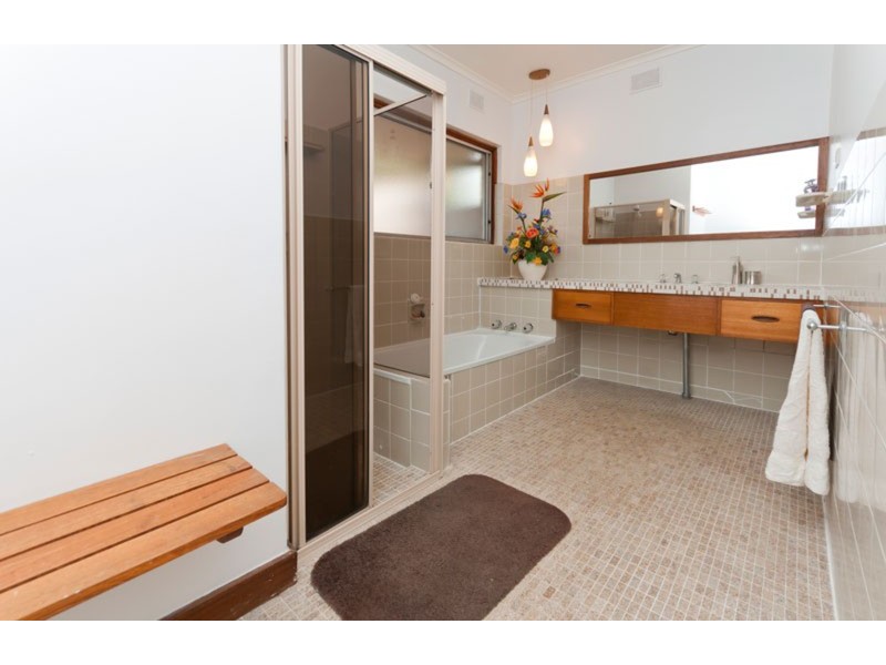 3 Maidstone Road, Bedford Park SA 5042