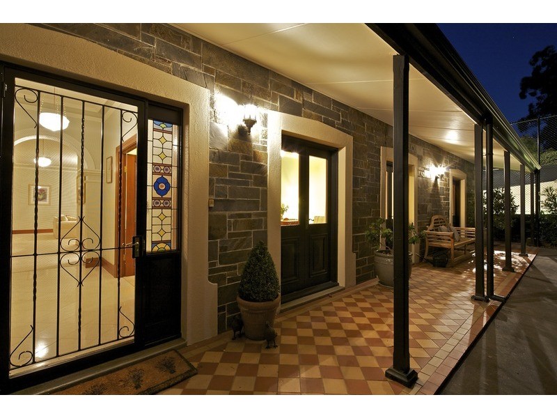 32 Lindsay Terrace, Belair SA 5052