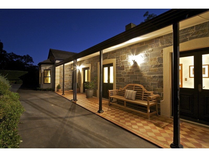 32 Lindsay Terrace, Belair SA 5052