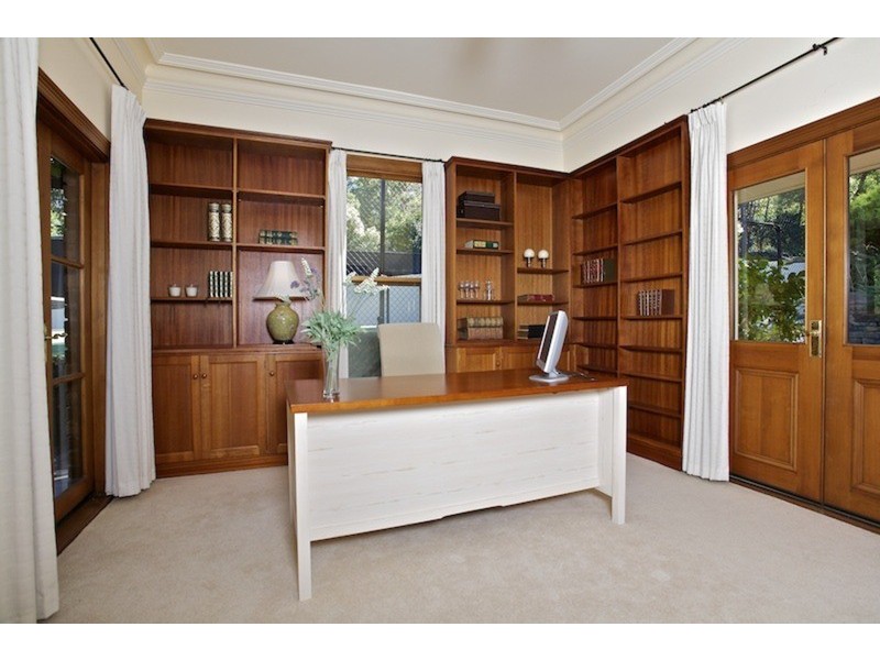 32 Lindsay Terrace, Belair SA 5052