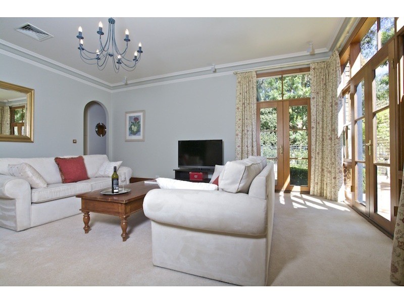 32 Lindsay Terrace, Belair SA 5052