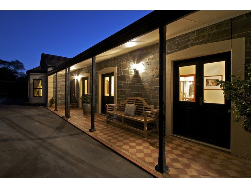 32 Lindsay Terrace, Belair SA 5052