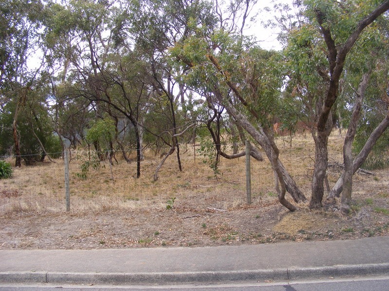 1 Mary Street, Eden Hills SA 5050