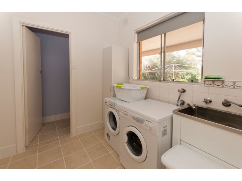 41 Diosma Drive, Coromandel Valley SA 5051