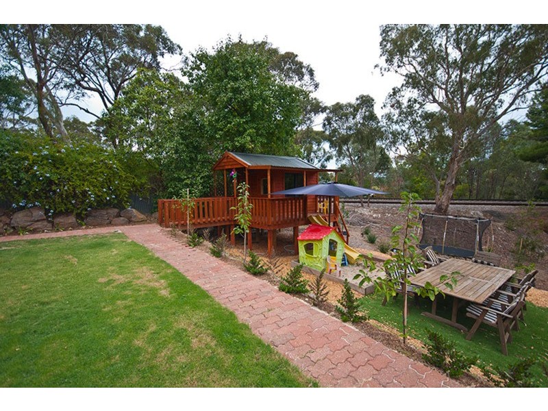 4 Alta Mira Crescent, Belair SA 5052