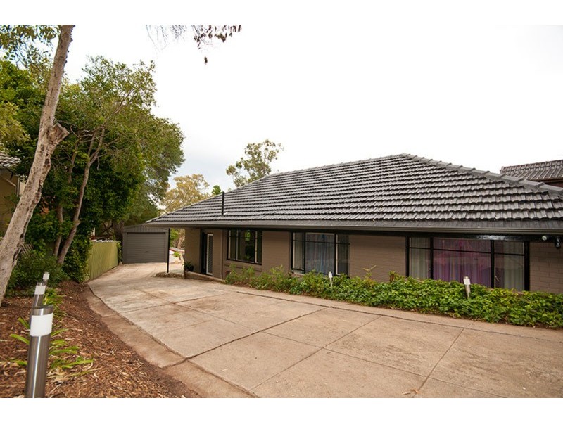 4 Alta Mira Crescent, Belair SA 5052