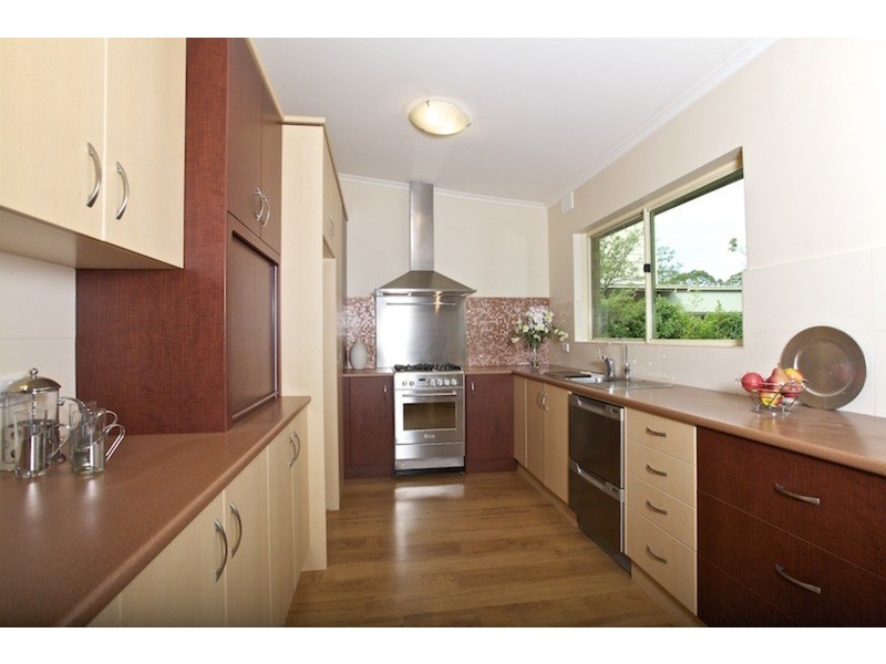 11 Caroline Avenue, Belair SA 5052