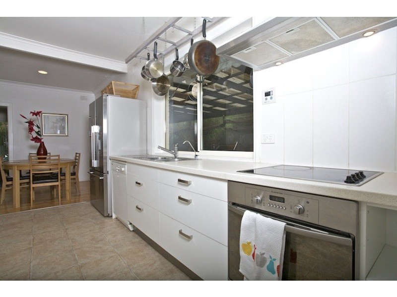 28  Sun Valley Drive, Glenalta SA 5052