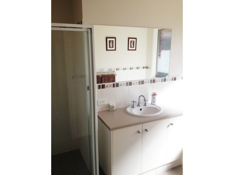 53 Oakridge Road, Aberfoyle Park SA 5159