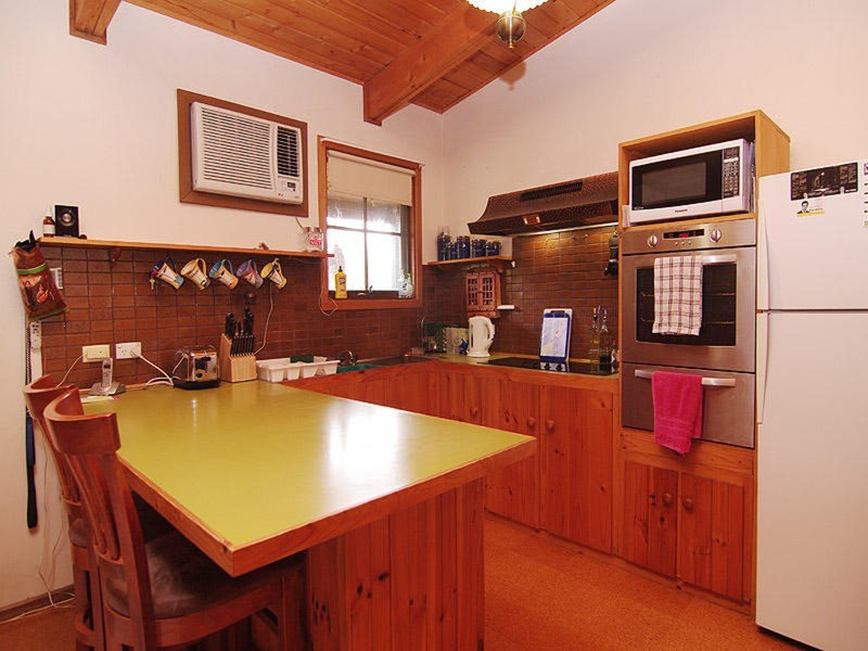 3 Waratah Close, Belair SA 5052