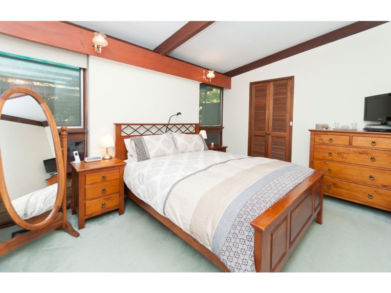 27 Sherwood Avenue, Bellevue Heights SA 5050