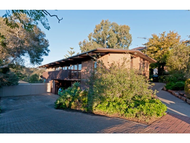 27 Sherwood Avenue, Bellevue Heights SA 5050