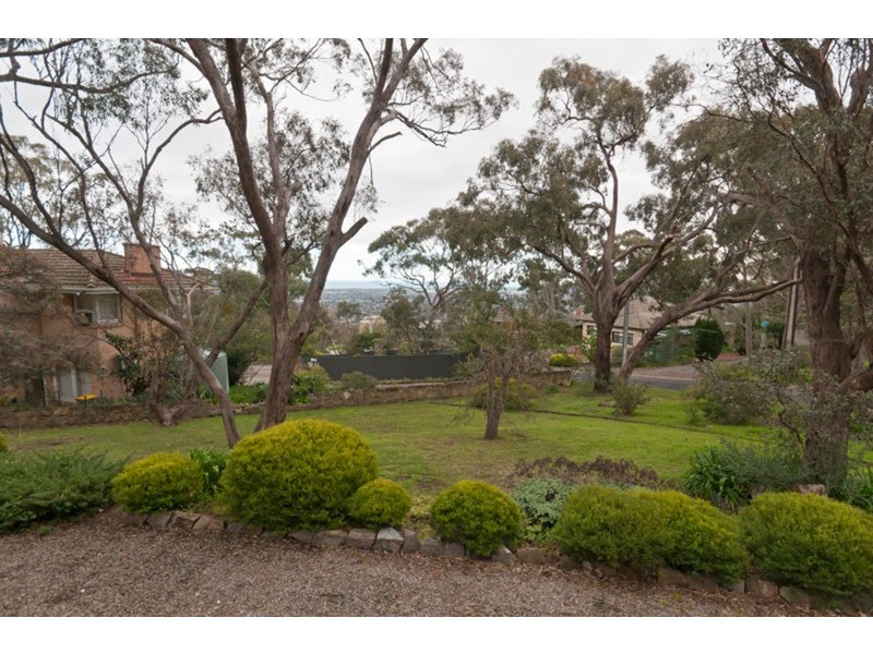 35 Burnell Drive, Belair SA 5052
