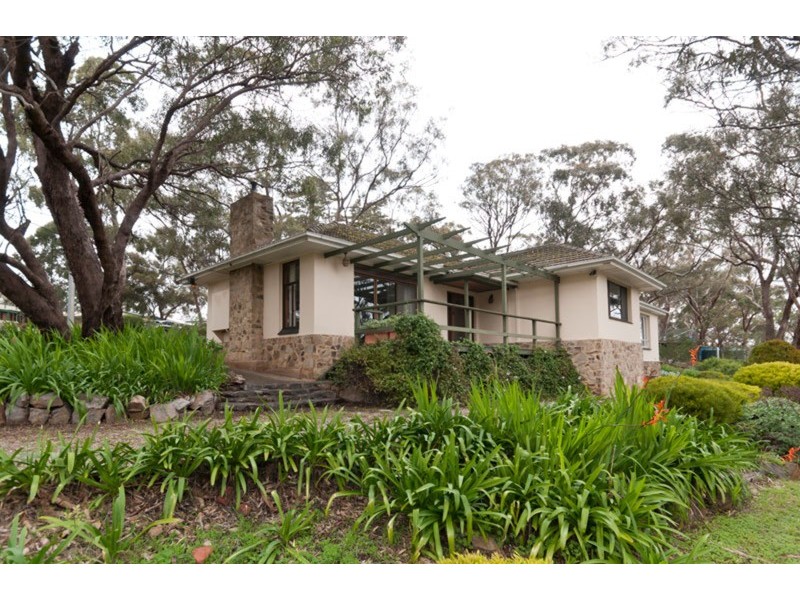 35 Burnell Drive, Belair SA 5052