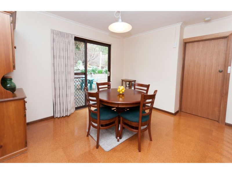 32 Oakdene Crescent, Coromandel Valley SA 5051