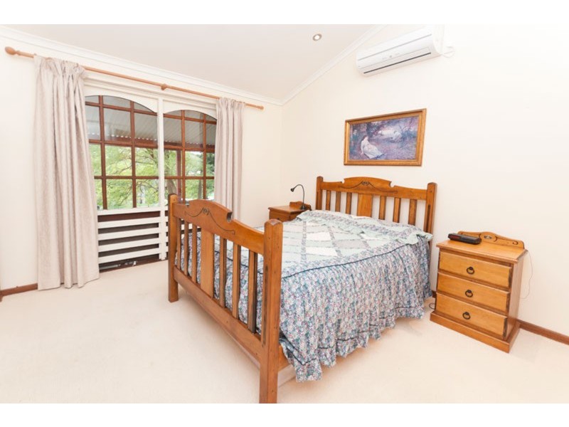 32 Oakdene Crescent, Coromandel Valley SA 5051