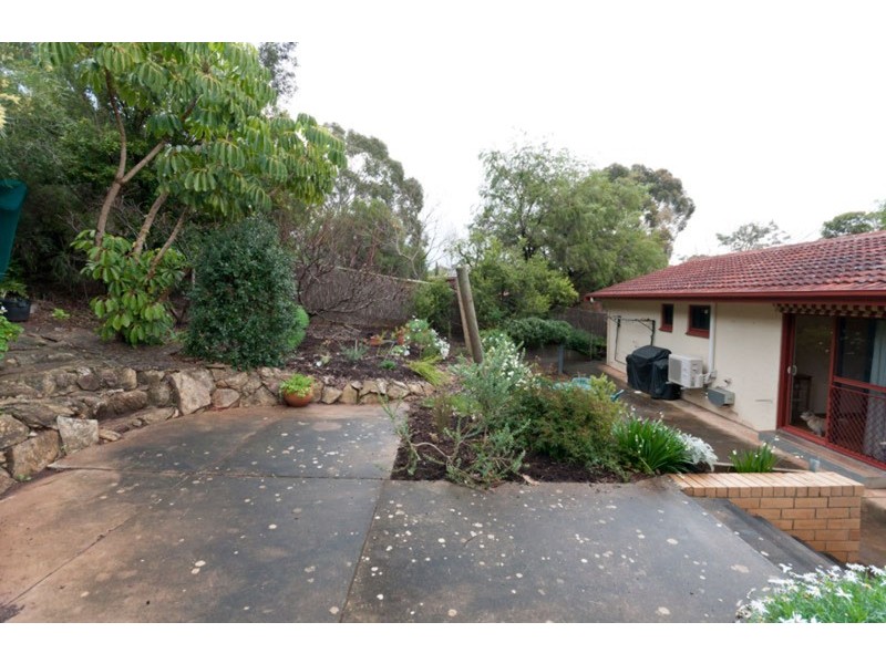 32 Oakdene Crescent, Coromandel Valley SA 5051