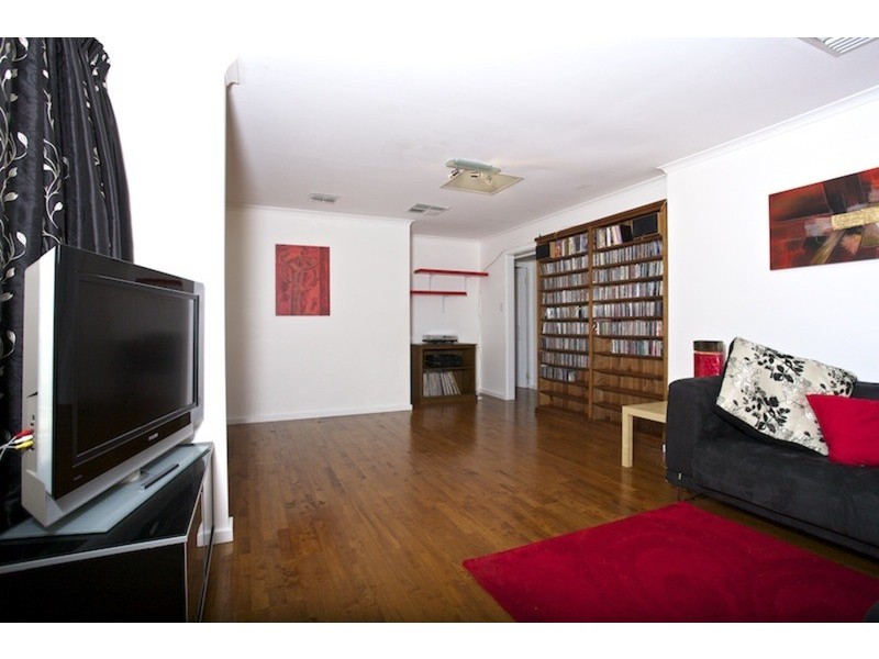 6 Daina  Court, Coromandel Valley SA 5051