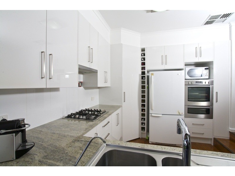 6 Daina  Court, Coromandel Valley SA 5051