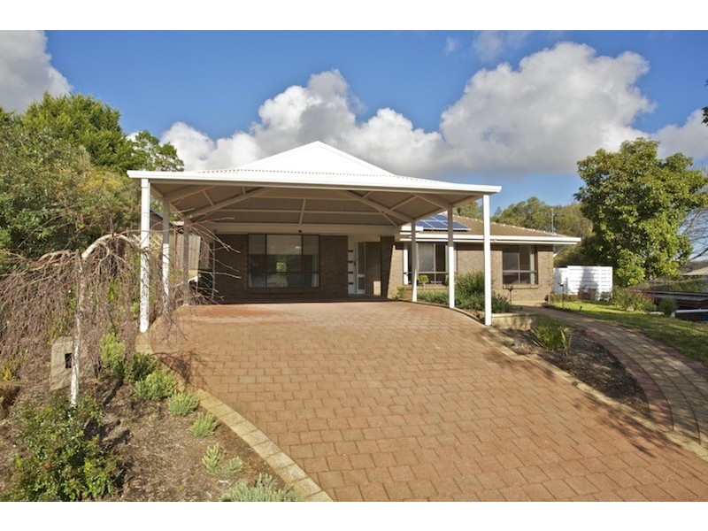 6 Daina  Court, Coromandel Valley SA 5051