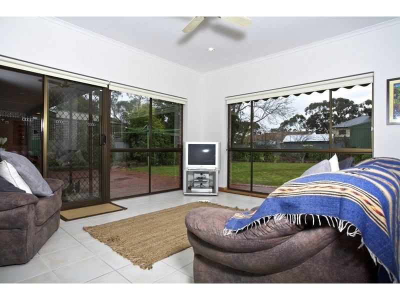 22 Nicolle Avenue, Hawthorndene SA 5051