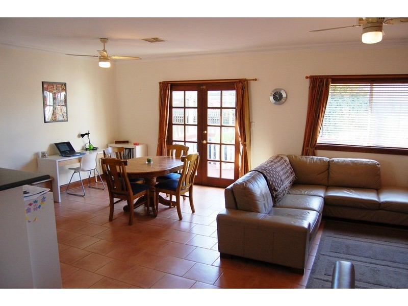 20A Albert Street, Semaphore SA 5019