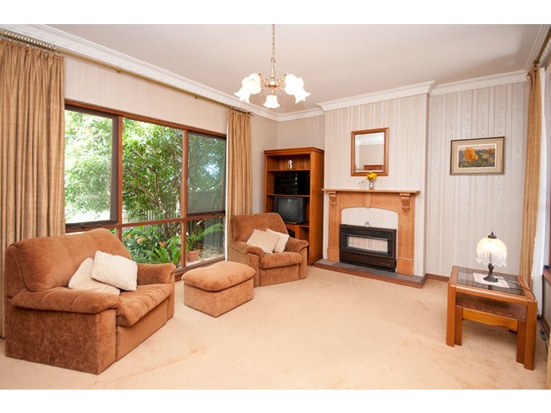 33 Eve Road, Bellevue Heights SA 5050