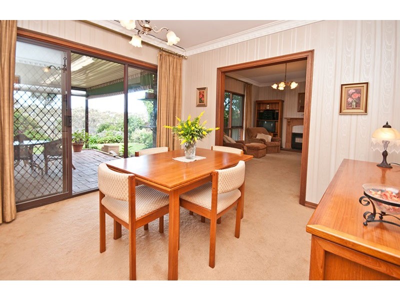 33 Eve Road, Bellevue Heights SA 5050