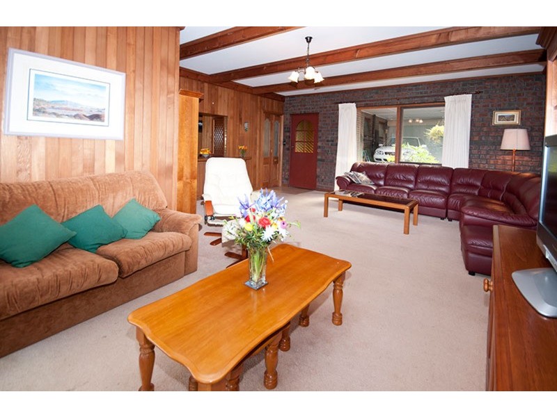 33 Eve Road, Bellevue Heights SA 5050