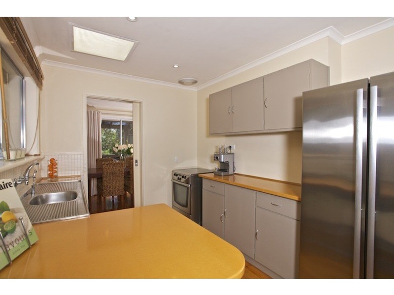 38 Jackson  Avenue, Coromandel Valley SA 5051