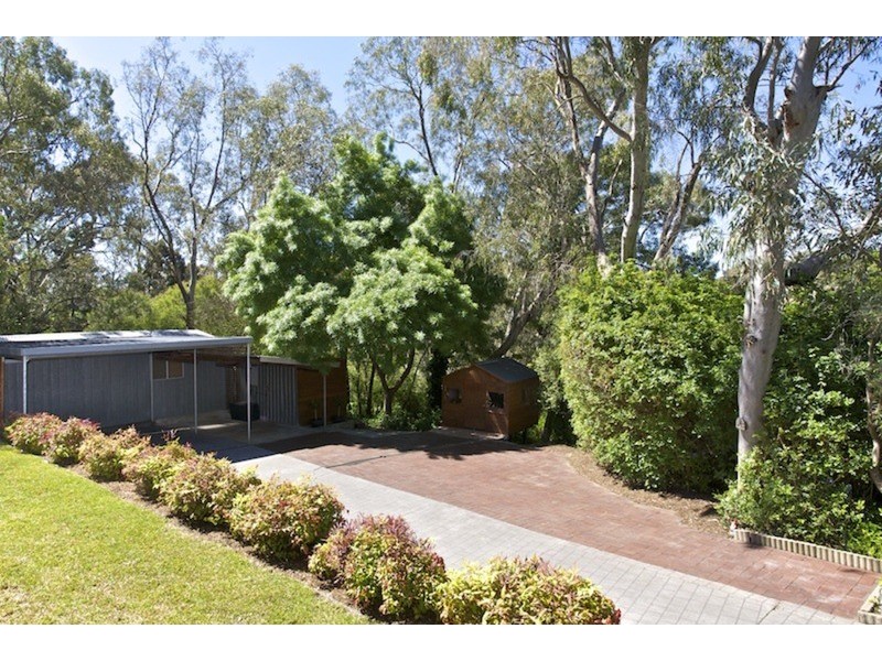 38 Jackson  Avenue, Coromandel Valley SA 5051