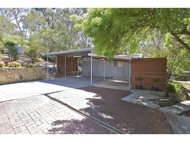 38 Jackson  Avenue, Coromandel Valley SA 5051