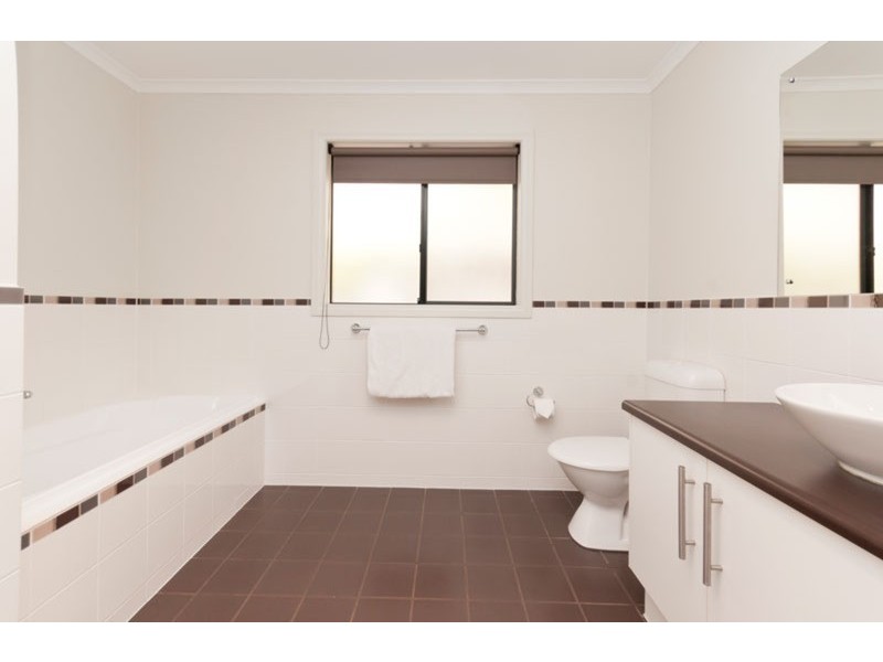 11 Mews Way, Coromandel Valley SA 5051