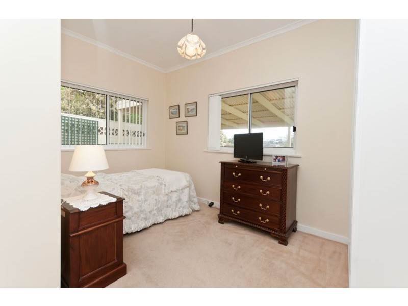 98 Shepherds Hill Road, Bellevue Heights SA 5050