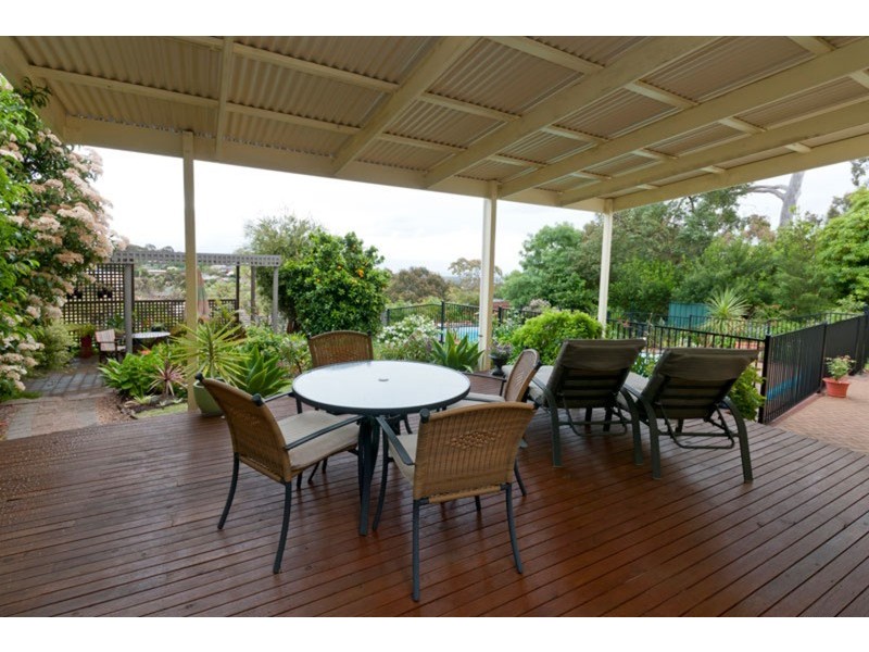 98 Shepherds Hill Road, Bellevue Heights SA 5050