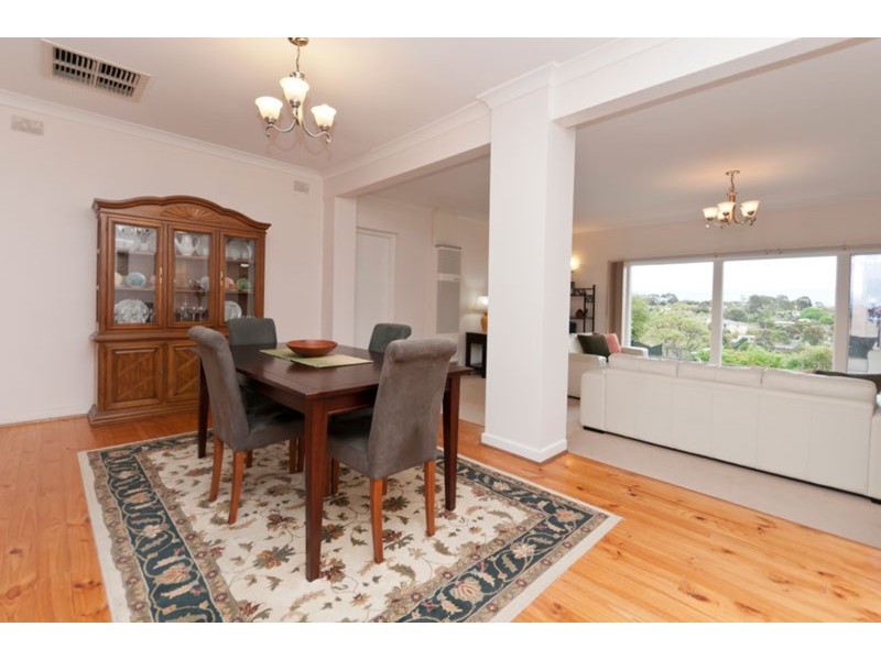 98 Shepherds Hill Road, Bellevue Heights SA 5050