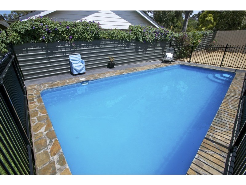 1 Craiglee Drive, Coromandel Valley SA 5051