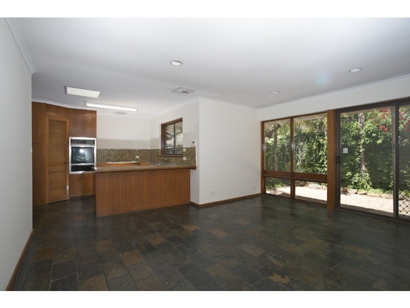 8 Almond Court, Coromandel Valley SA 5051
