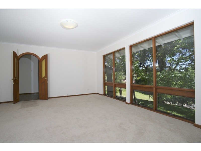 8 Almond Court, Coromandel Valley SA 5051