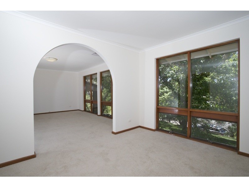 8 Almond Court, Coromandel Valley SA 5051