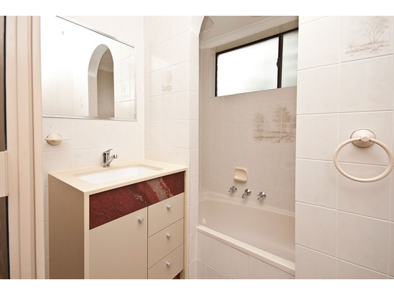 15 Dew Street, Aberfoyle Park SA 5159