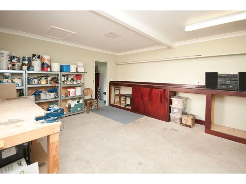 15 Dew Street, Aberfoyle Park SA 5159