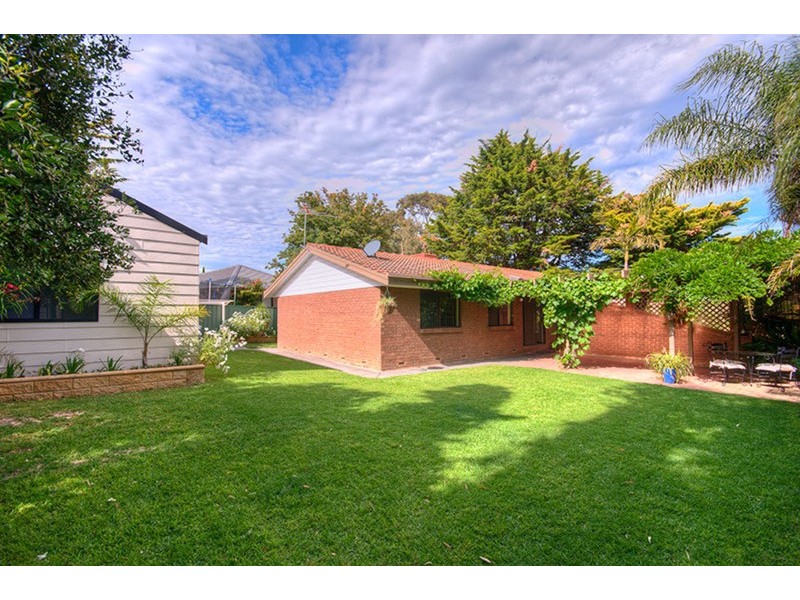 15 Dew Street, Aberfoyle Park SA 5159