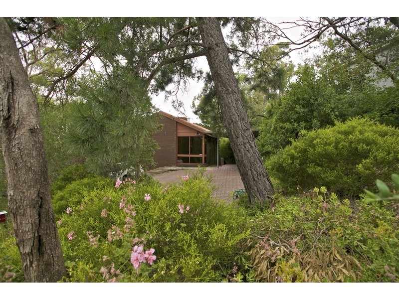 3 Perry Lane, Eden Hills SA 5050